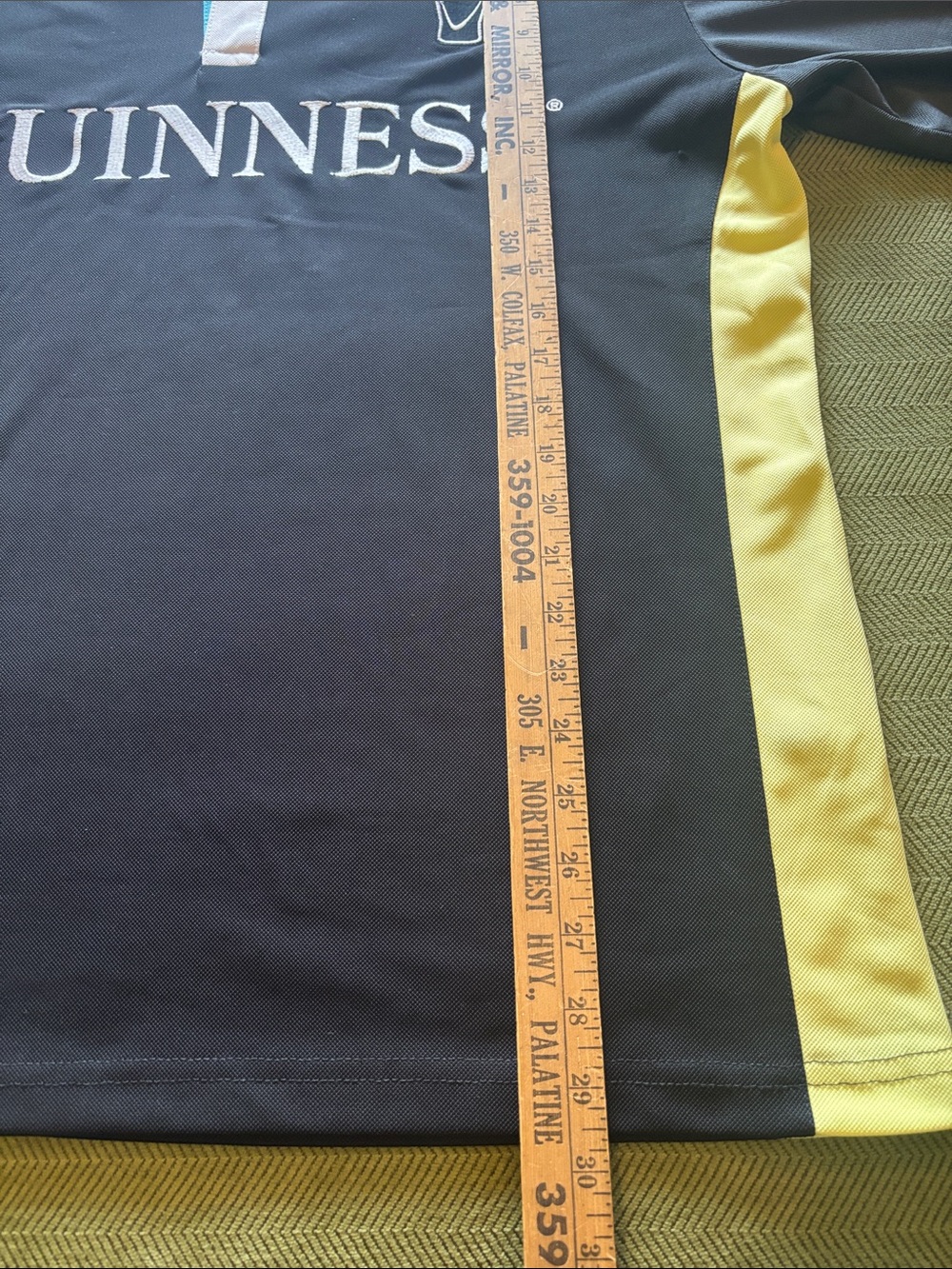 Guinness Rugby Shirt. - Picture 3 of 5